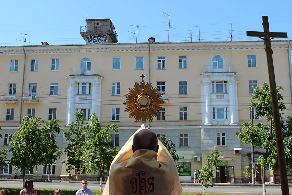 Следовать за Христом: как отпраздновали Corpus Christi католики России и СНГ