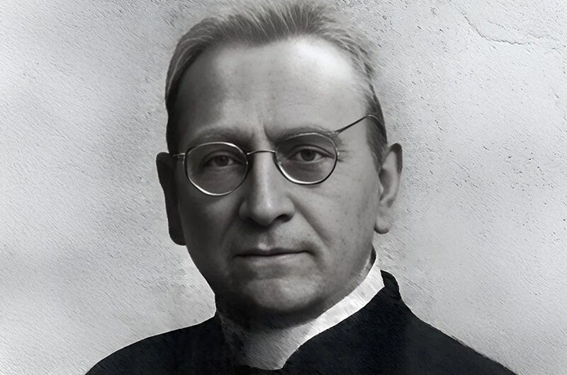 «Герой исповеди»: итальянский священник XX века причислен к лику блаженных