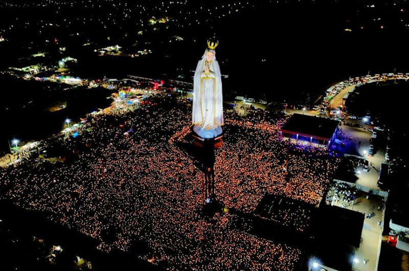 В Бразилии установлена самая высокая статуя Девы Марии