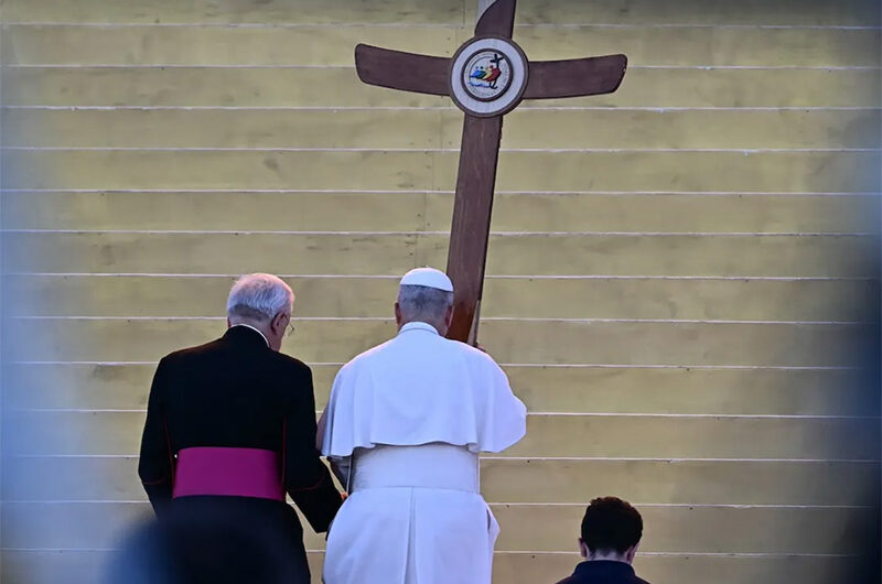 Папа Лев пронесёт крест в Колизее в Страстную пятницу